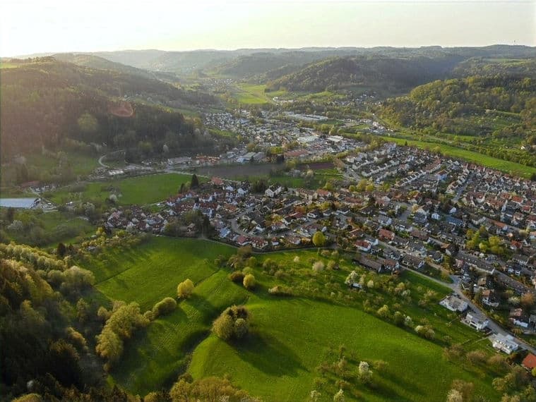 Luftbild von Murrhardt und dem Murrtal
